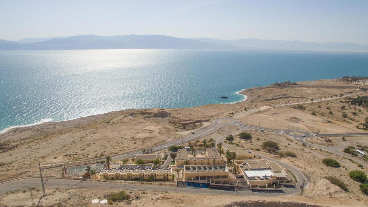 Hi - Ein Gedi Hostel Buitenkant foto