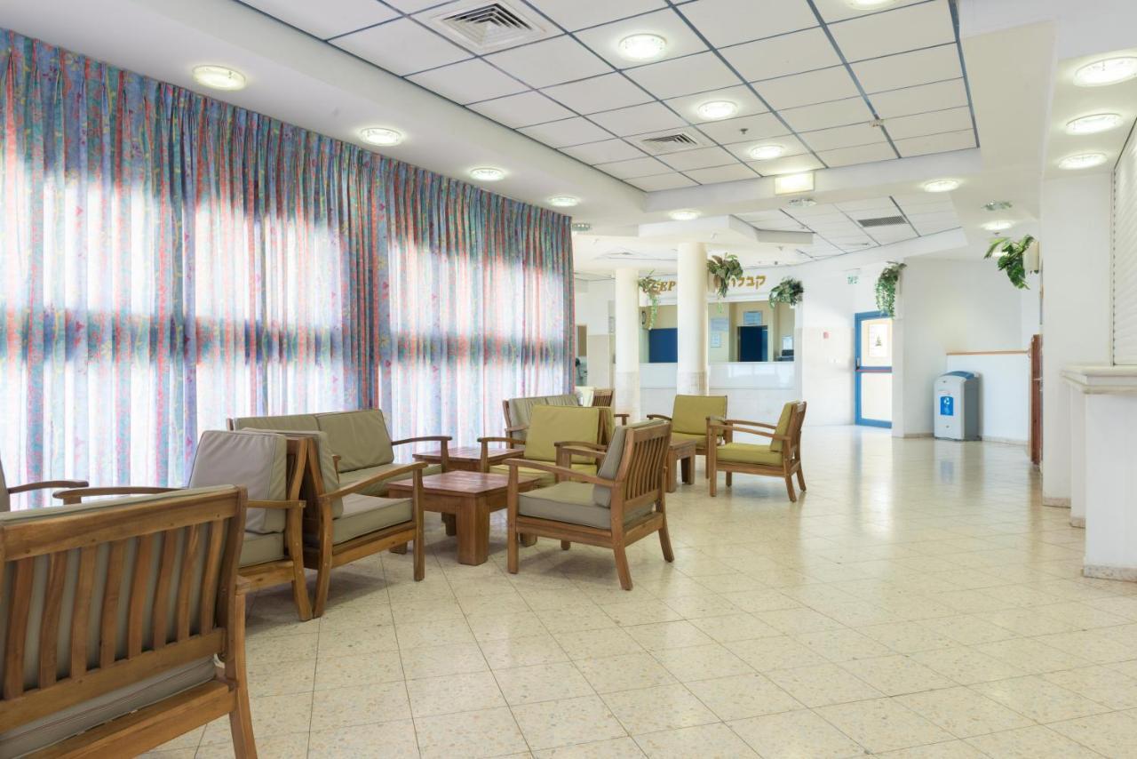 Hi - Ein Gedi Hostel Buitenkant foto